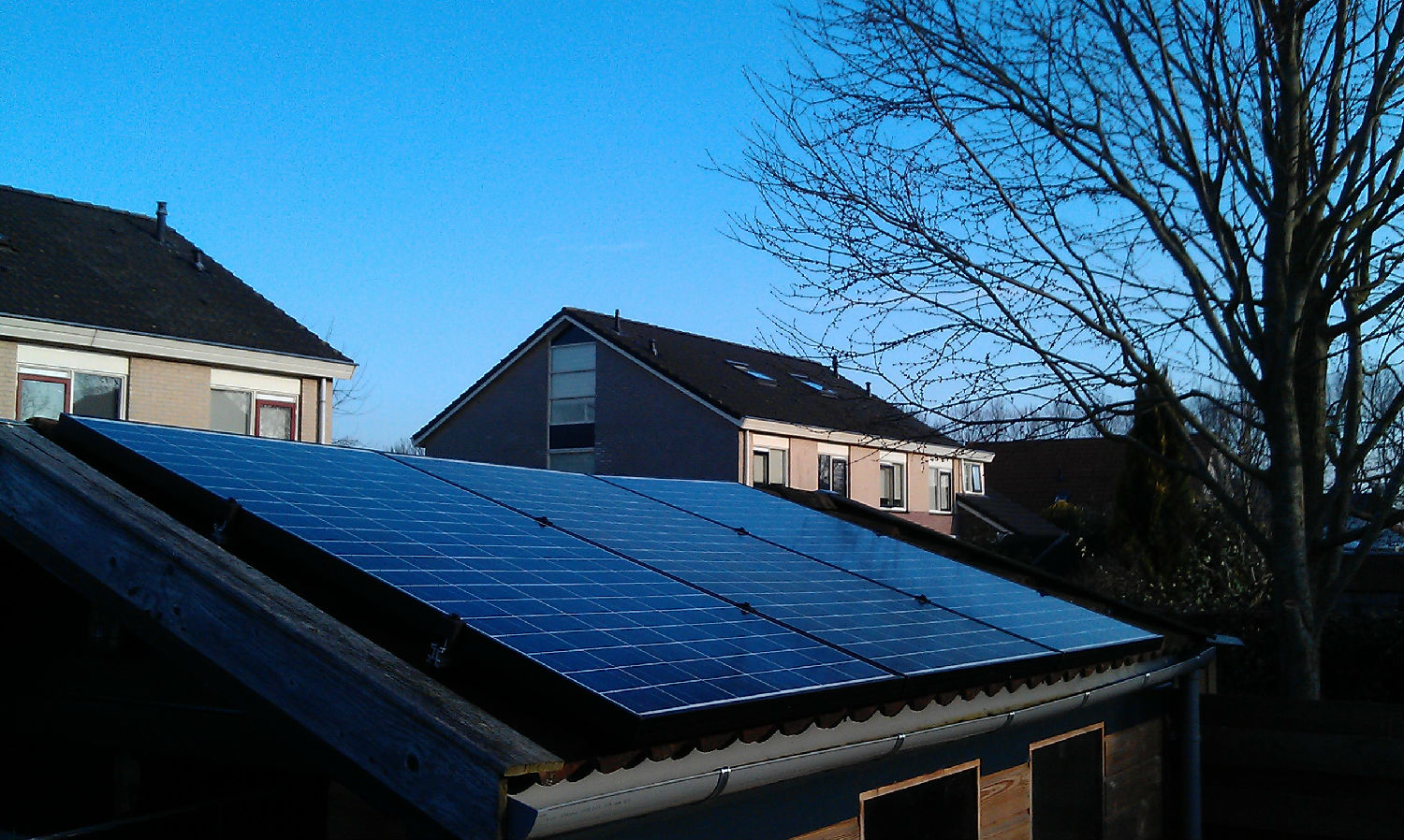 太陽能光伏發(fā)電 太陽能光伏發(fā)電